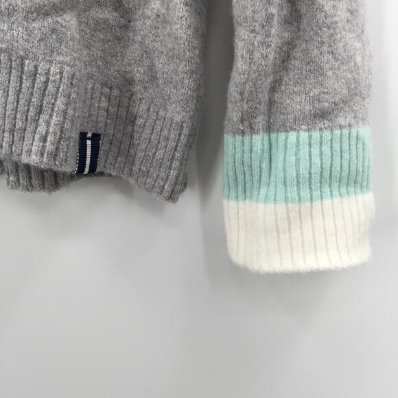 Court & Rowe Stripe Trim Button Front Cardigan Long Sleeve V-Neck Gray SZ Small - Picture 3 of 8